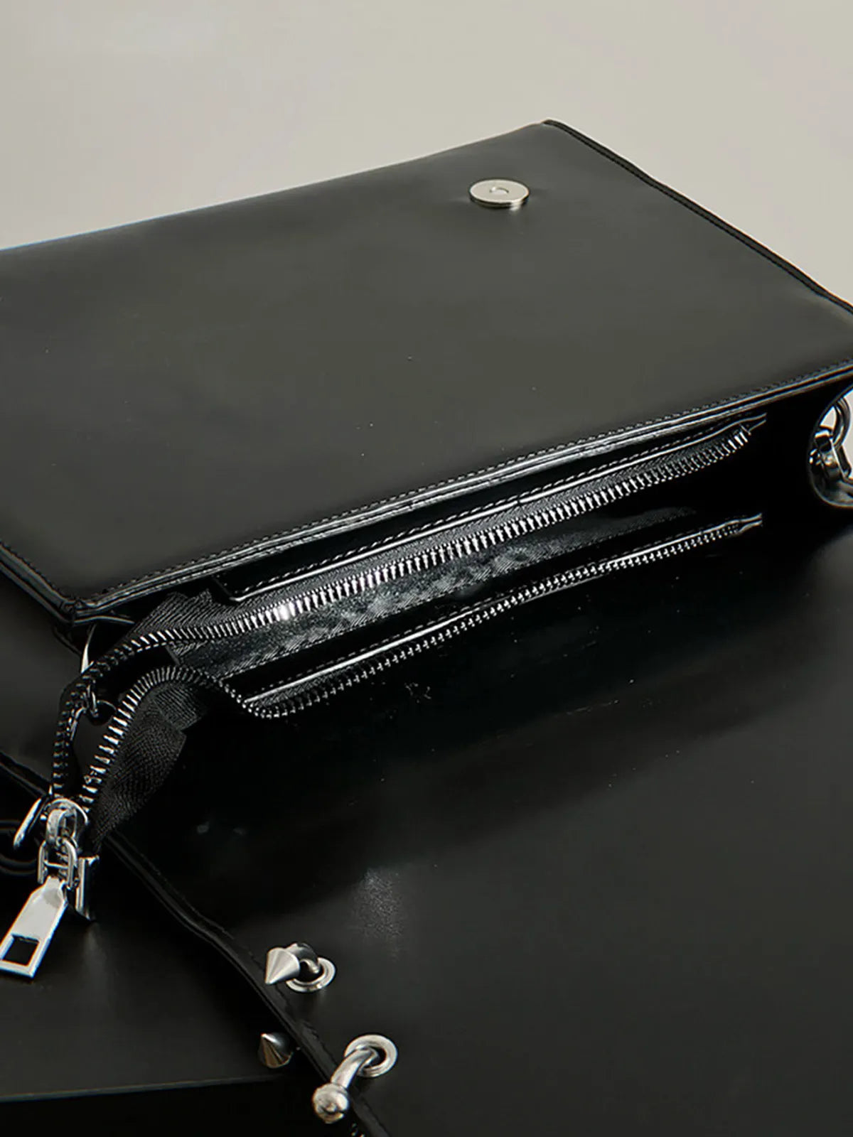 Dark Aesthetic Multi-functional Handbag
