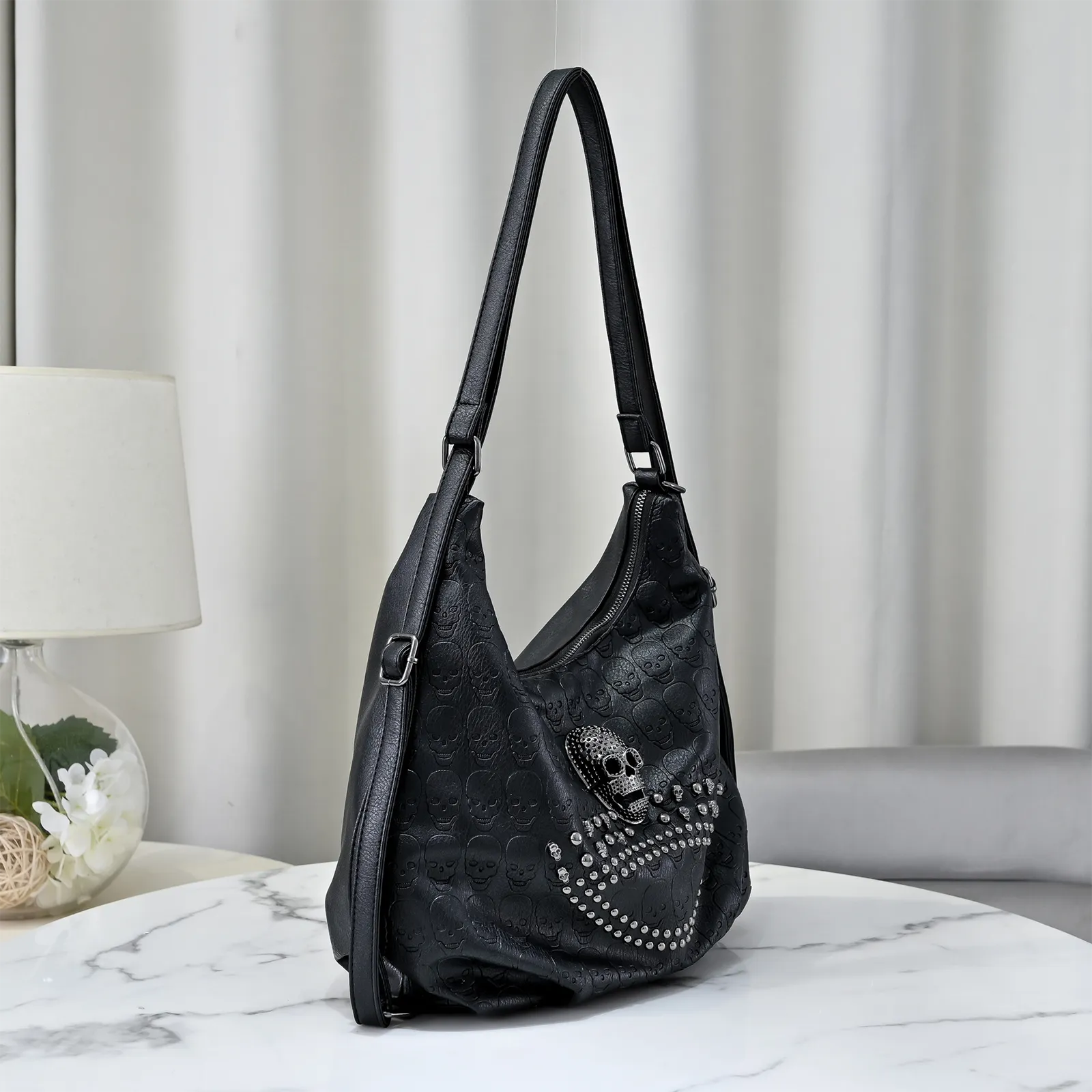 Punk Rock Rhinestone Skull Crossbody Bag Dark Aesthetic Large Capacity Handbag