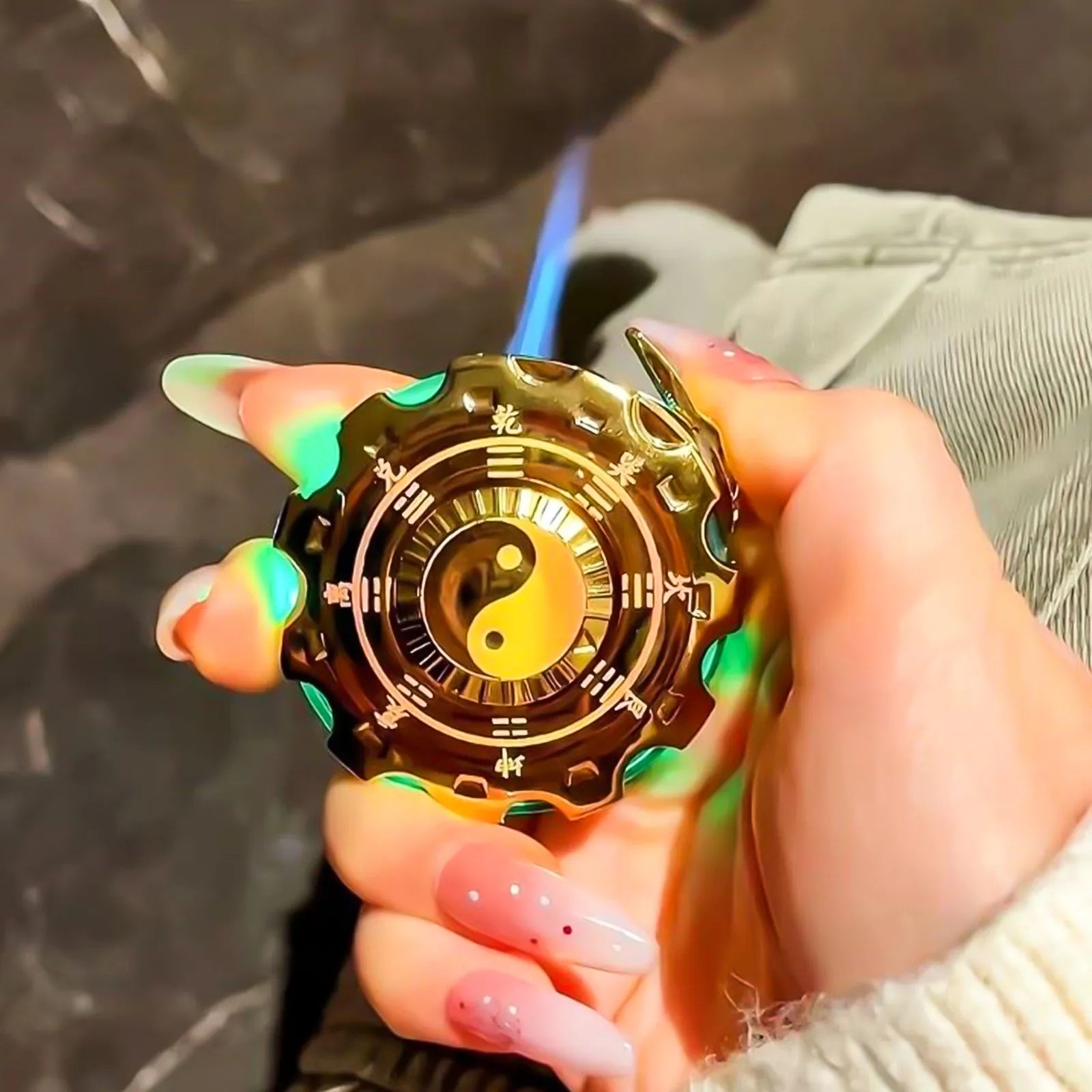 Fidget Spinner Lighter - YinYang: metal lighter with fidget Spinner Lighter - YinYang.